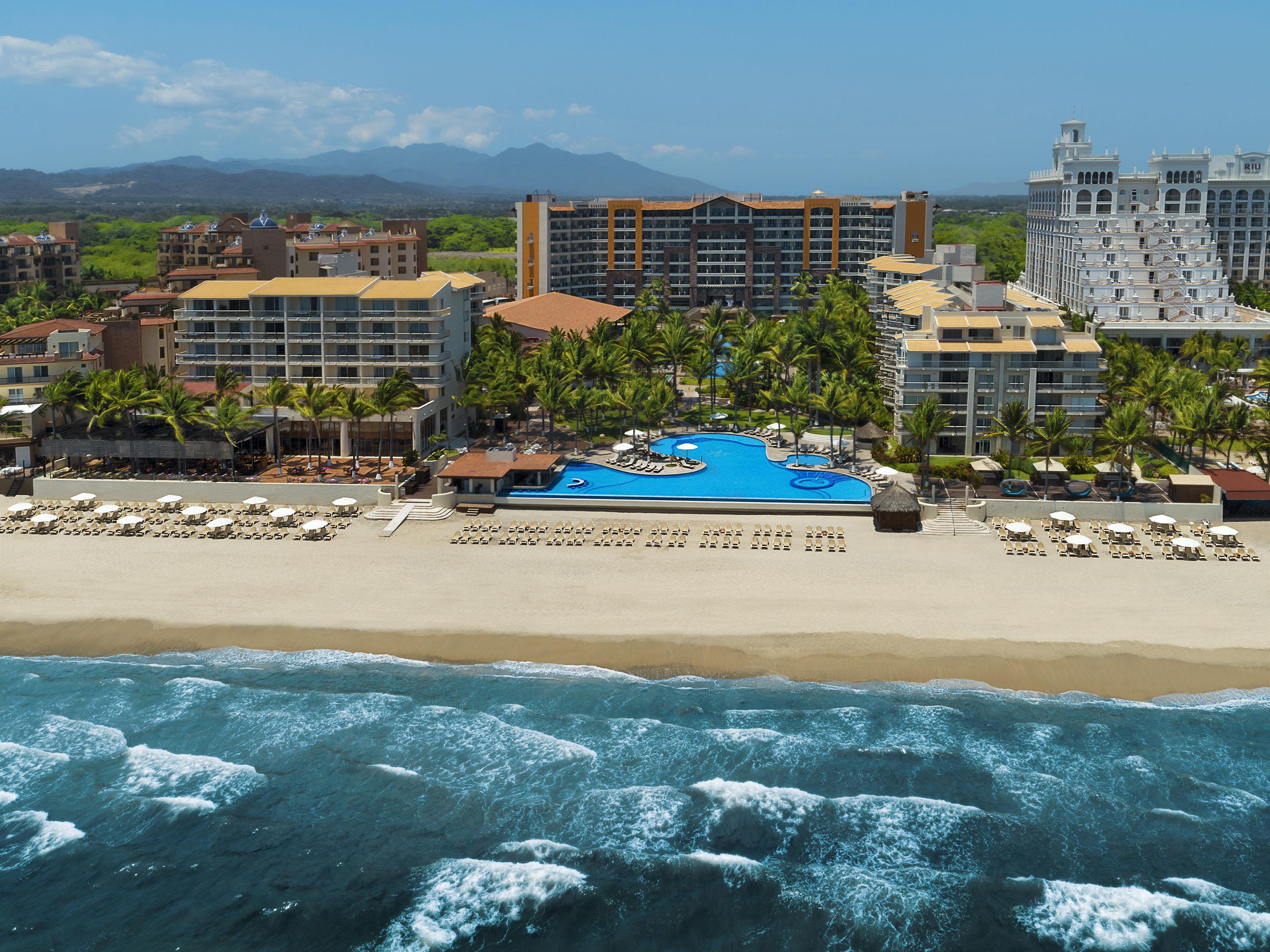 Krystal Grand Nuevo Vallarta Exterior photo